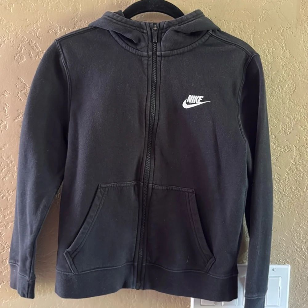 Nike Boys Black Full Zip Sweatshirt With Hood Size Medium